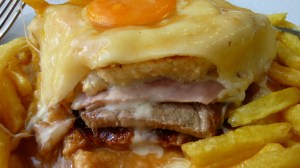 Inside the Francesinha 