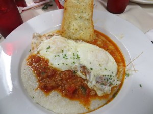Red Gravy's Grits and eggs