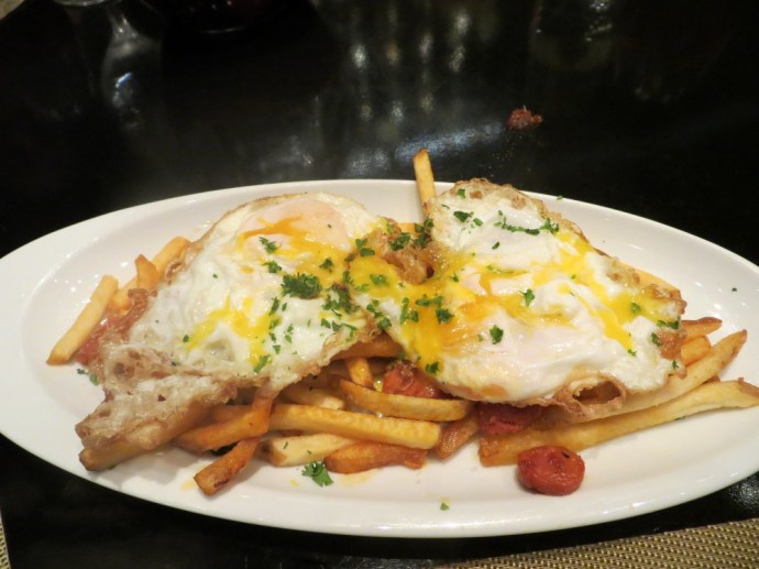 Julain Serrano - Huevos Estrellados