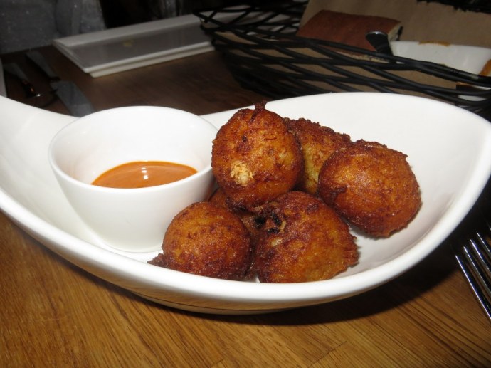 Louro - Seafood fritters