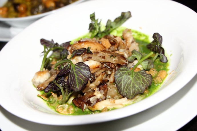 Le Philosophe - Frog legs