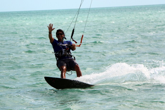 Roberto from kitesurftci.com