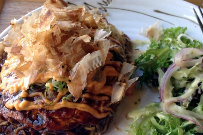 Hiroshima style Okonomiyaki Mocu Mocu