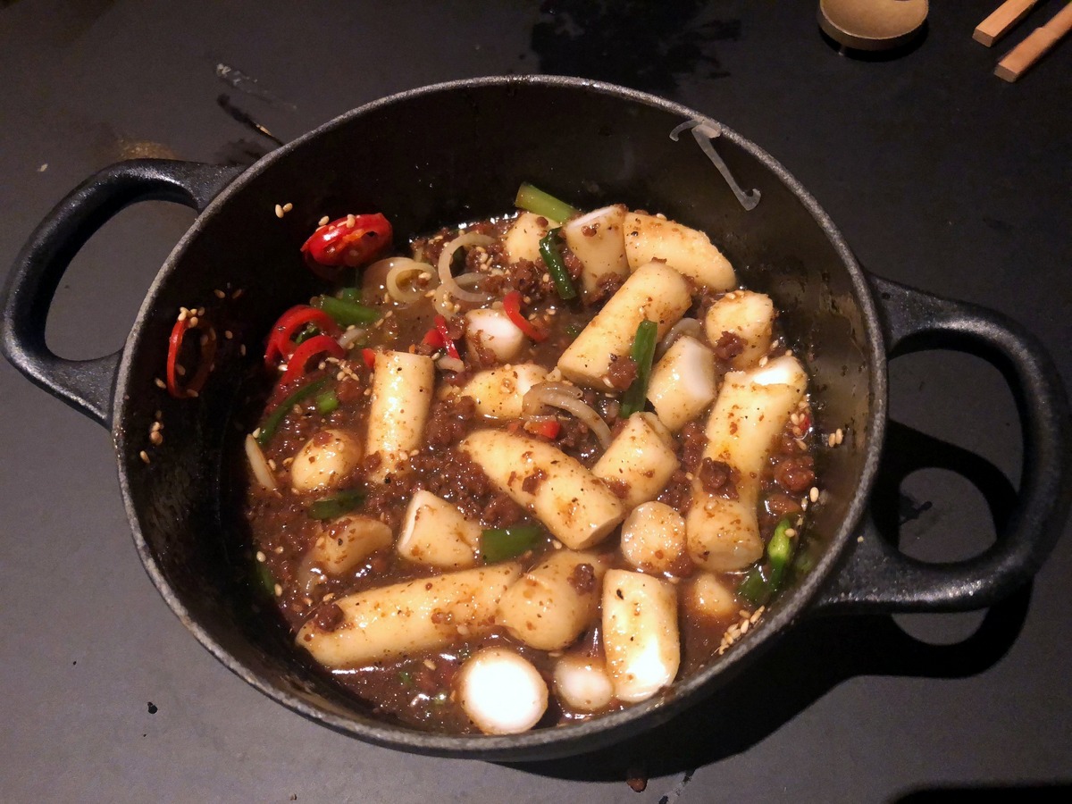 Kawi - Wagyu Ragu Rice Cakes