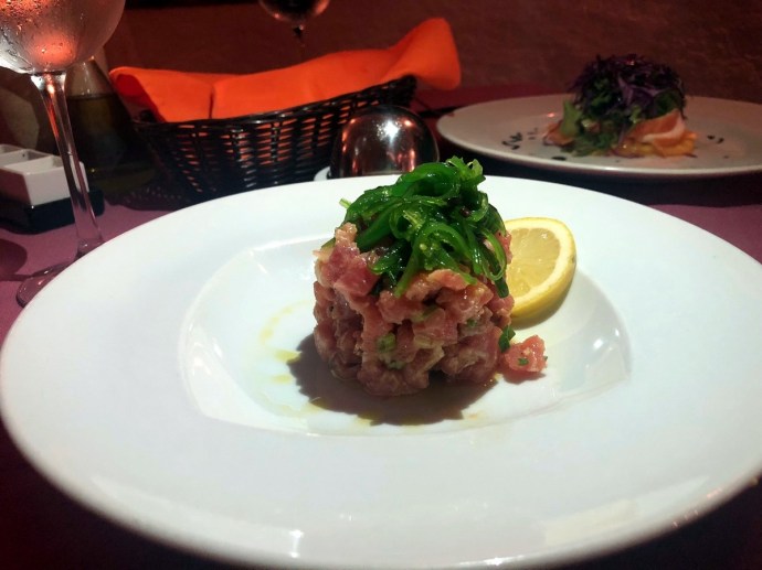 Jacala - tuna tartare
